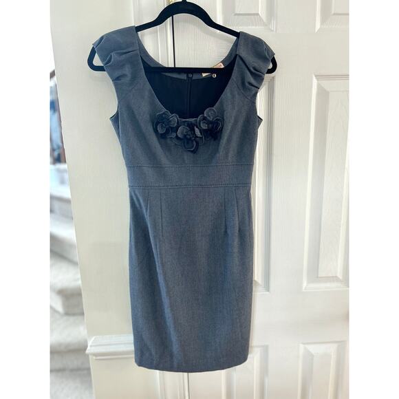 Rebecca Taylor Grey Floral Applique Scoop Neck Puff Cap Sleeve Sheath Dress - Picture 1 of 7